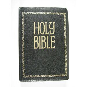 Holy Bible Old and New Testament KJV Giant Print Red Letter Edition Nelson Black